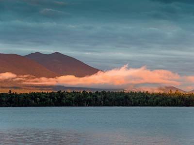 MHTsu35-Bigelow Aglow-Early Morning-Birch Point