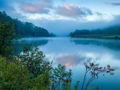 NHf10 Connecticut River Morning