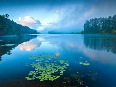 NHf12-Connecticut-River Reflections