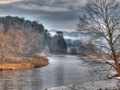 NHf5. Amanoosic River Foggy Morning
