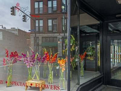 POsu20-Flower-Shop_DSC1278-working