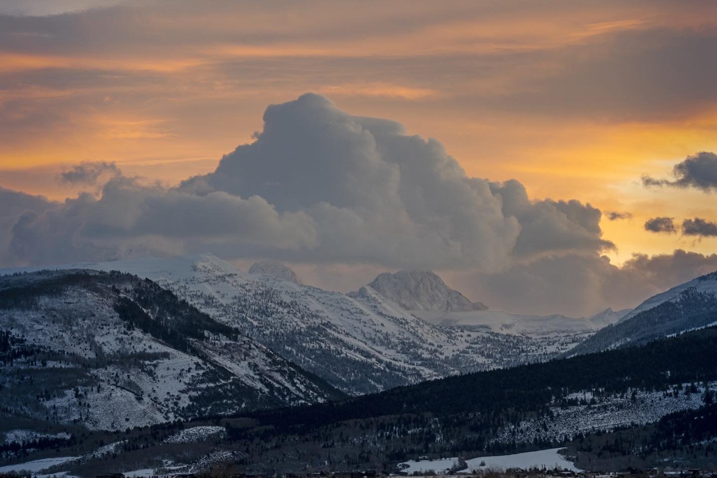 Early morning Grand Tetons looking East from Teton Valley, Idaho. This is the view from our dining space in Victor, Idaho this winter. #tetonvalleyidaho #bestofthegemstate #victoridaho #grandtetonmountains #orcuttphotography #morninginidaho #idaho #westernphotography
